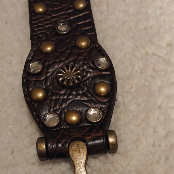 🌺 Like New Brown Leather & Studded Western Belt - Picture 14 of 14